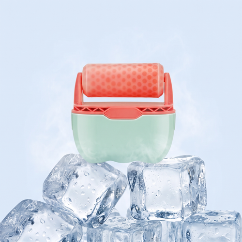 Himra dual-head ice roller on ice cubes